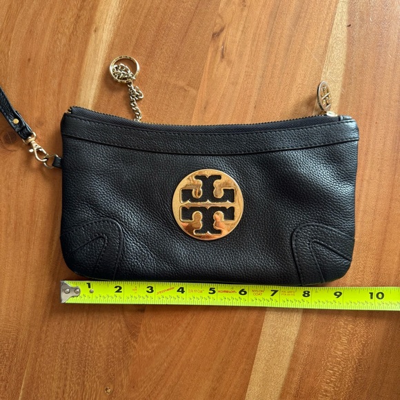 Tory Burch Black Leather Wristlet w/ Gold Logo | Classic Zip Pouch - Picture 3 of 8